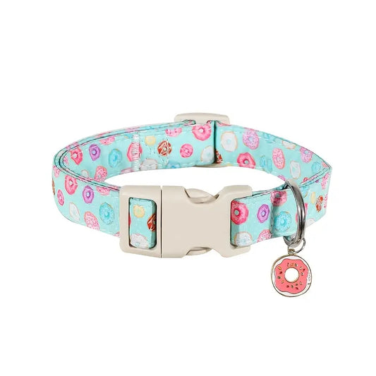 Themed collars