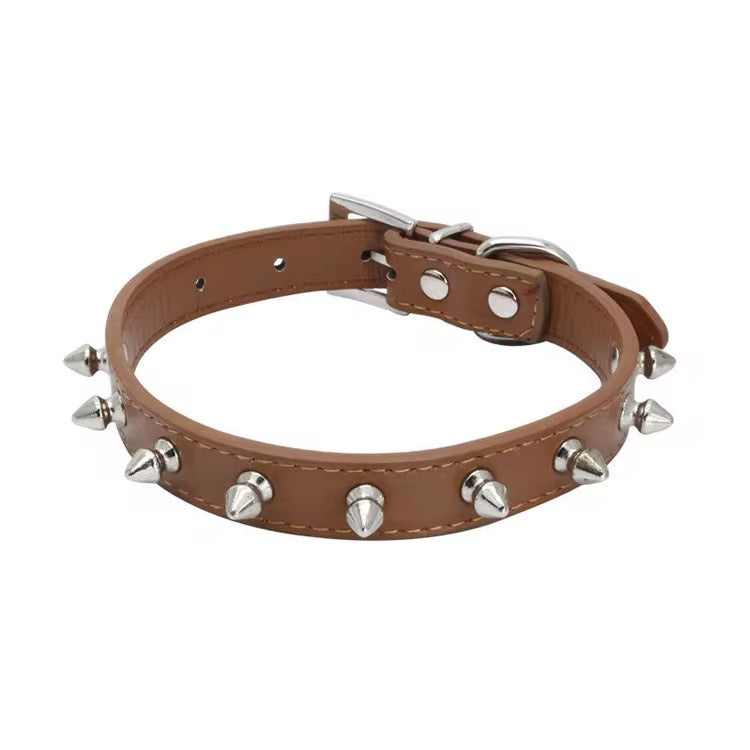 Spike collar