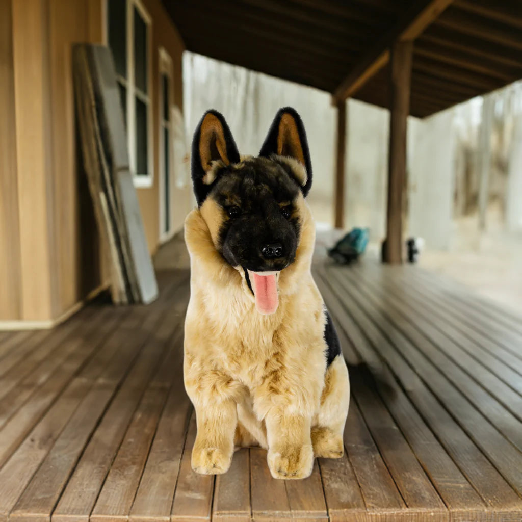 Major (German Shepherd - 38cm sitting, black face)