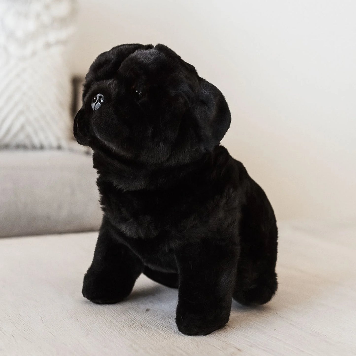 Oreo - Pug - 28cm sitting, black