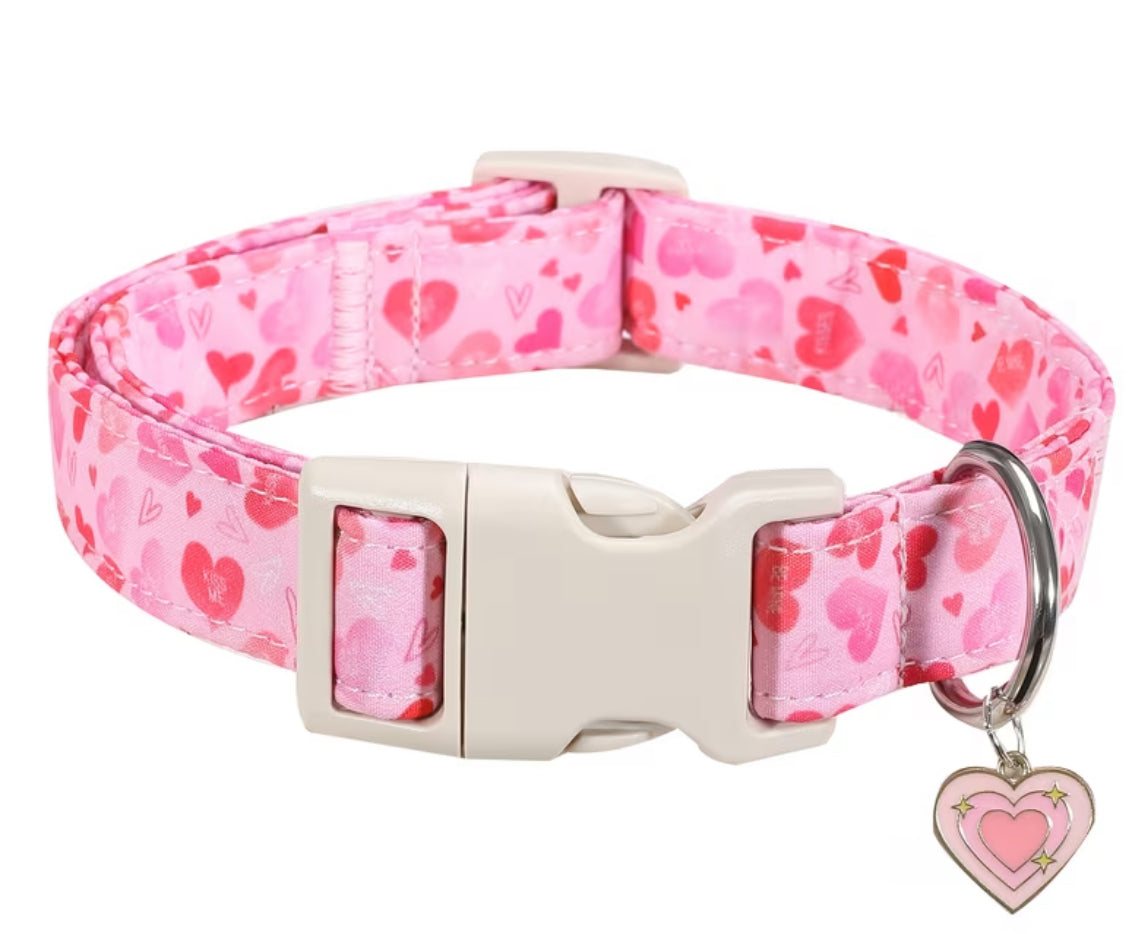 Themed collars