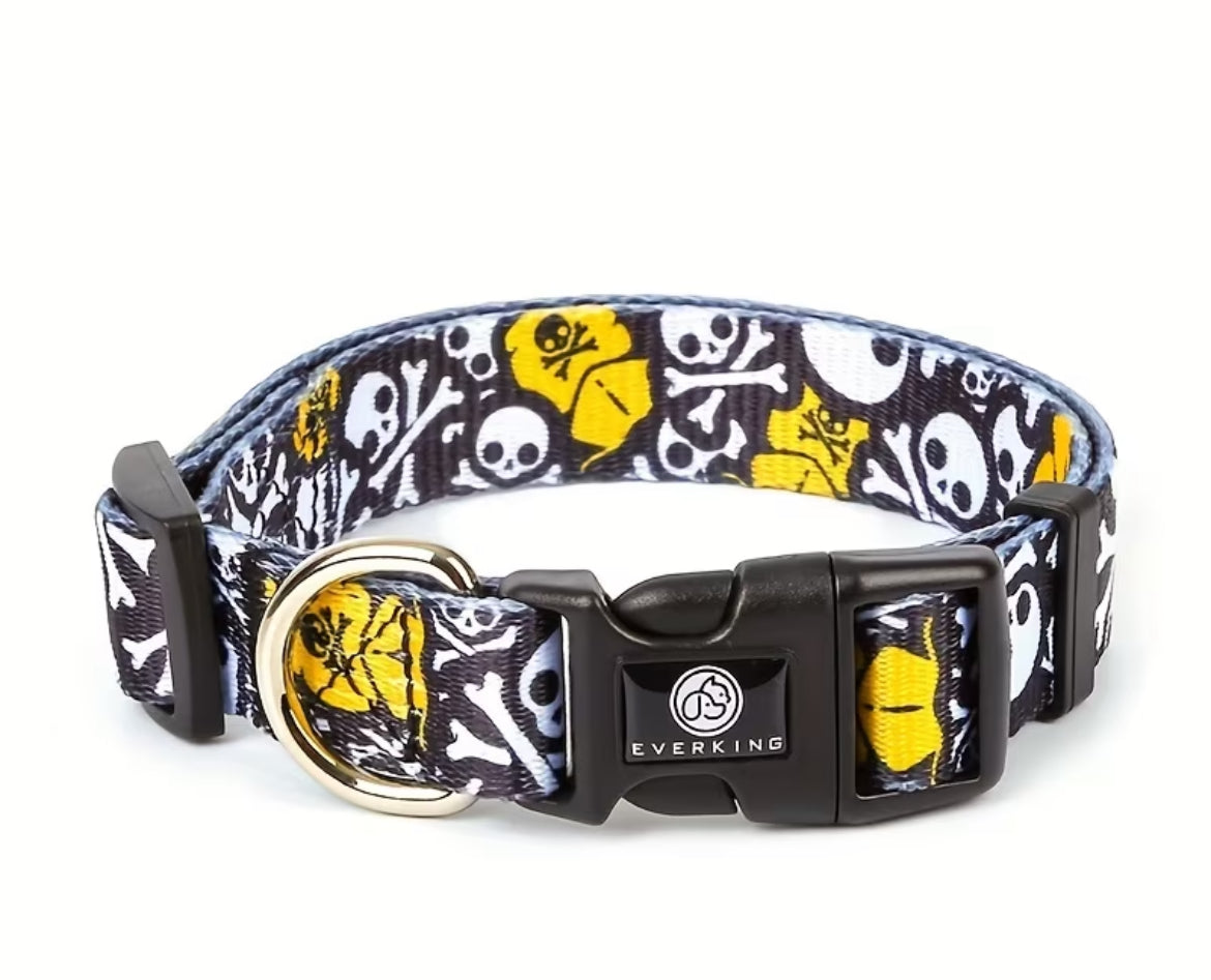 Themed collars