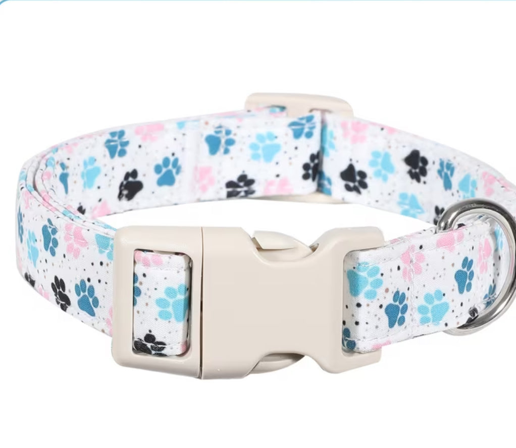 Themed collars