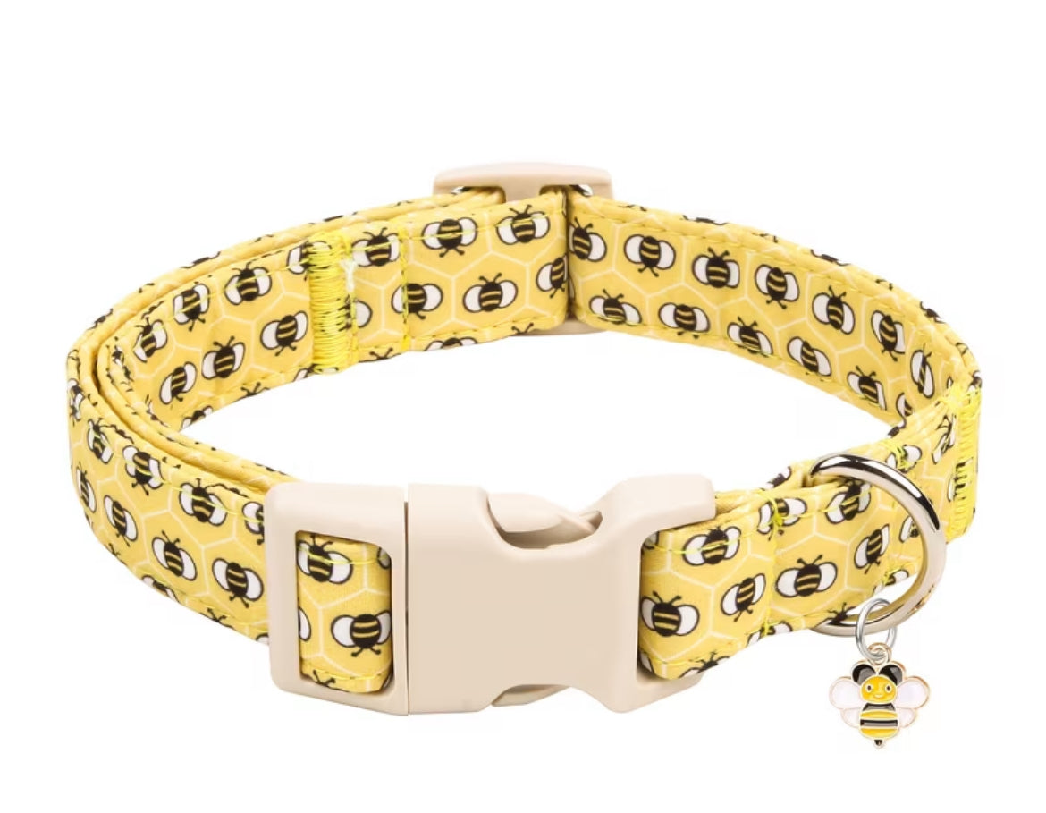 Themed collars