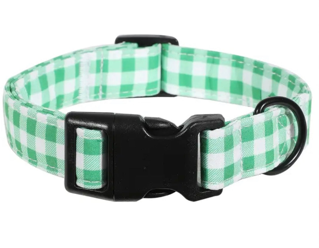 Themed collars