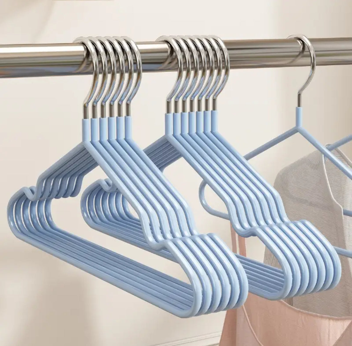 Coat hangers (metal)